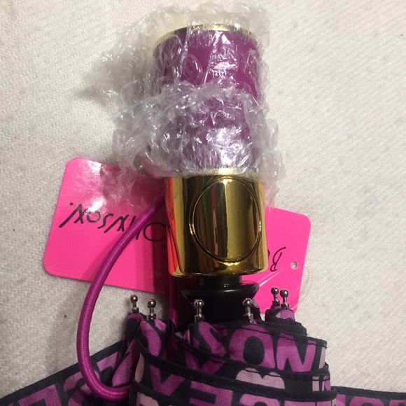 Betsey Johnson Umbrella NWT - Picture 2 of 8